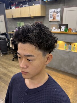 ファクトリーバーバーショップ(FACTORY barber shop) 仏陀パーマ