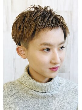 ポッシュヘアー(POSH hair) ハンサムベリーショート