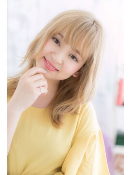 ヘアアンドビューティー ミック(Hair & Beauty miq) 金髪スタイルで個性的★外国人風セミディ