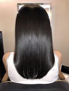 アールサロン アオヤマ(Rr SALON AOYAMA) プラチナミネコラストレート