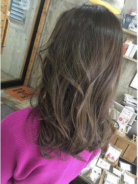 ヘアカロン 熊本本店(Hair CALON) カーキベージュ