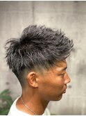 黒髪アップバングショート