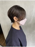 横顔美人大人カッコいいショートスタイル[TiTi_栗林れい]