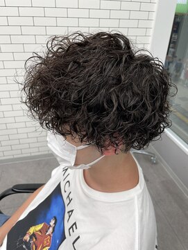 オムデュー(HOMME DEUX) 【AOI】洒落てるプードルパーマ