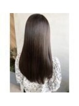 髪のうねりや広がりが気になる方におすすめ【ナチュラル縮毛矯正+カット】  [佐世保/大塔駅/髪質改善]