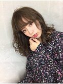 デザインカラー/シルキーベージュ/グレージュカラー/斜めバング