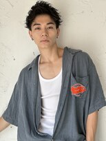 ロミーオム 本厚木(ROMMY. Homme)&nbsp;刈り上げツーブロックアップバングショートビジネスメンズヘア