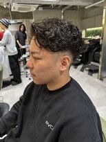 ゼスト リル 新宿(ZEST lill)&nbsp;短髪パーマ リバースパーマ かきあげ 新宿