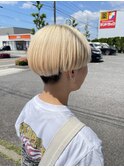 刈り上げマッシュショートショートマッシュブリーチブロンド