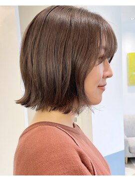 ローネス 銀座(LONESS) 結べるボブレイヤーボブミルクティーベージュ外ハネボブ