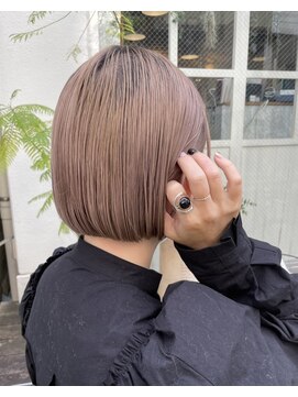 ヒップスアイズ(Hip's eyes) ショートボブ