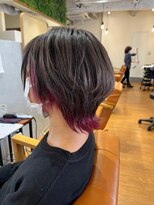 チルアウト 塚口本町店(chill out)&nbsp;グレーアッシュ×クリムゾンレッドインナーカラー/40代/50代