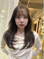 ピア(Pia)&nbsp;￥大人可愛いロングレイヤー×やわらかシースルー前髪/