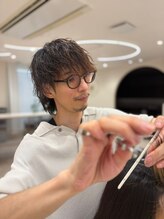 【望月康司】いつもより上品な大人女性へ。白髪ぼかし・アンブレラカラーで白髪をお洒落なデザインに昇華♪