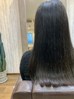 エウレカ(EUREKA)&nbsp;ツヤ感◎黒髪アッシュ