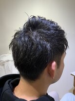 ユーネリー(U-NERY)&nbsp;黒髪ツーブロック