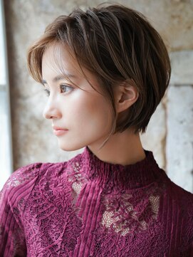 カライング(ing) 大人可愛い20代30代40代黒髪前下がりショートボブ丸みショート◎