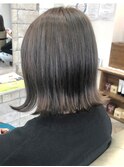 外はねボブ / グレージュ