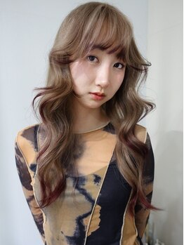 ウニュ(uninu)の写真/ハイライトやバレイヤージュもケアブリーチでダメージレス♪幅広い色味や人気の白髪ぼかしハイライトも◎