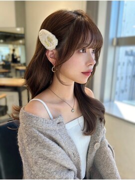 エヌアイ オモテサンドウ(ni omotesando) ☆バレッタアレンジ お顔まわりカット 大人ガーリー☆