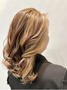 ヘア イノウエ HAIR INOUE ハイライトカラー×ミディアム