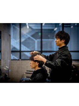 メンズ専門店のベテランスタイリストが、あなただけに似合う“かっこいい”をご提供！