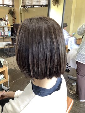 ワラティク(WARATI C) 白髪ぼかし/アッシュ系のカラー