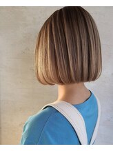 クレメンテ バイ ロスタ(Clemente by Rosta) シャドウルーツ