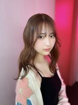 ダズリングディア(Dazzling Deer)&nbsp;ブラウン／ロング／巻き髪スタイル／暗めカラー／学割