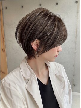 ディモアンド 表参道(Dimo&) カット/ホワイトグレージュ/レイヤーカット/チェリーブラウン