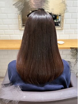 カーラ(Cara) ダメージレスカラー × ナチュラルブラウン