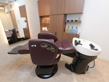 ヘッドスパ  MEGUMUの写真/頑張る自分へ極上のご褒美を＿。上質な空間が自慢のBEAUTY SALON MEGUMUで心ゆくまで癒されて。