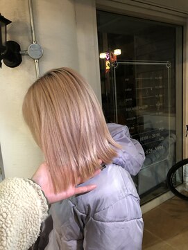ルッソリベラ 池袋(Lusso libera) コーラルピンク/スモーキーピンク[30代/40代/50代]