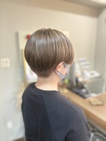 アレッタ(aletta)&nbsp;ブリーチあり　透け感ベージュカラー