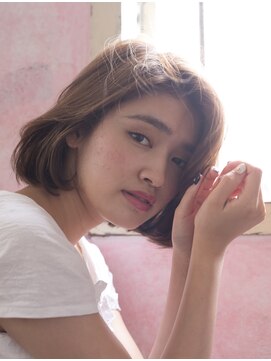 ネオリーブギンザ 銀座店(Neolive GINZA) 毛先のワンカールが上品なふんわりボブ