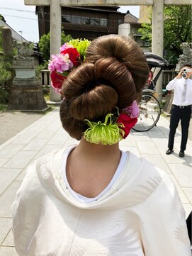 エノモト(ENOMOTO) 20代30代40代 個性派華やか洋髪スタイル 着物和装 結婚式 二次会