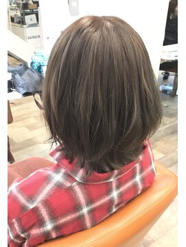 サロン ド ヴィヤージュ(Salon de Viyage) アッシュ＊ベージュ