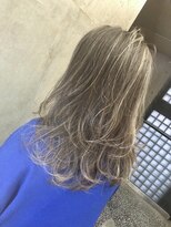 キー(kｅｙ)&nbsp;グレージュ