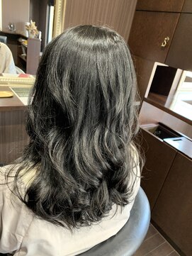 髪の美院 シャルマン ビューティー クリニック(Charmant Beauty Clinic) ナチュラルアッシュ