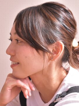 ジールヤマグチ 朝霧駅前店 カンタン!ゴム2つで“メッシーバン” 【白髪ぼかし】