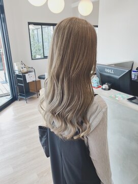 チェレ ロッソ 金剛店(Chere rosso) オリーブベージュ×ロングレイヤー×春レイヤー