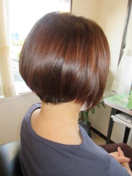 コア フィール ア デイ(COIFFURE A DAY) 【M3D】ショートボブ