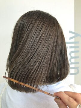 ユミリーバイルコル(umily by RuCOR.) 透明感/ボブ/ブリーチ無し/オリーブグレージュ