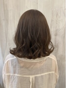 アマンヘアーイースト 吉祥寺東口店(Aman hair-e) お手入れ楽ちん！鎖骨ミディアム by AYANO 【Amanhair】