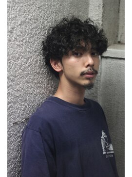 ブークル(boucle) くるくるパーマカーリーヘア!