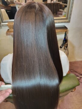 リリアン(Ririan) 【橋本】うる髪フルカラー+自社製品髪質改善トリートメント