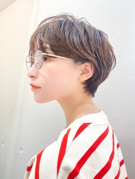 メモリーズ 銀座(Memories) 面長さん向け/耳掛けショート/丸み