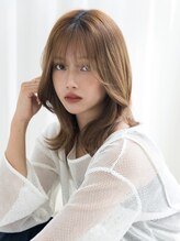 アンダーバーホワイト 高槻店(_WHITE) くびれレイヤー×シースルーバング