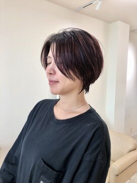 パルファン(PARFUM) 大人ショート/前下がりショート (北谷 美浜)