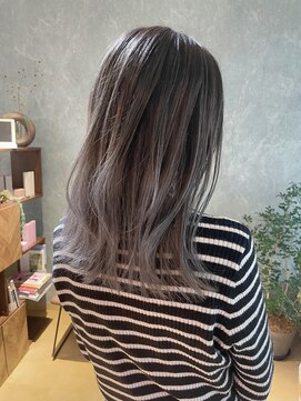 グロウウィング(GROWING) silver ash×balayage color